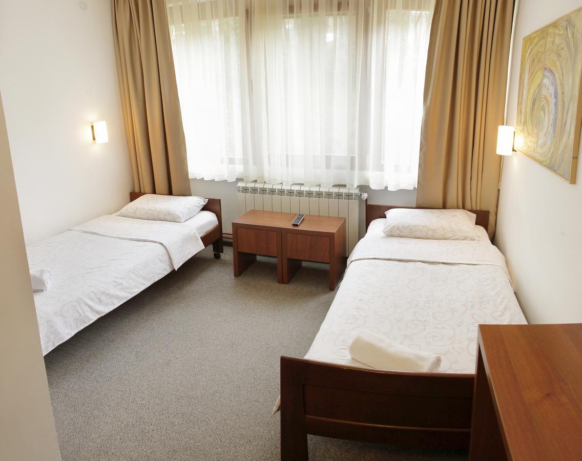 Hotel Happy ديميتروفغراد المظهر الخارجي الصورة